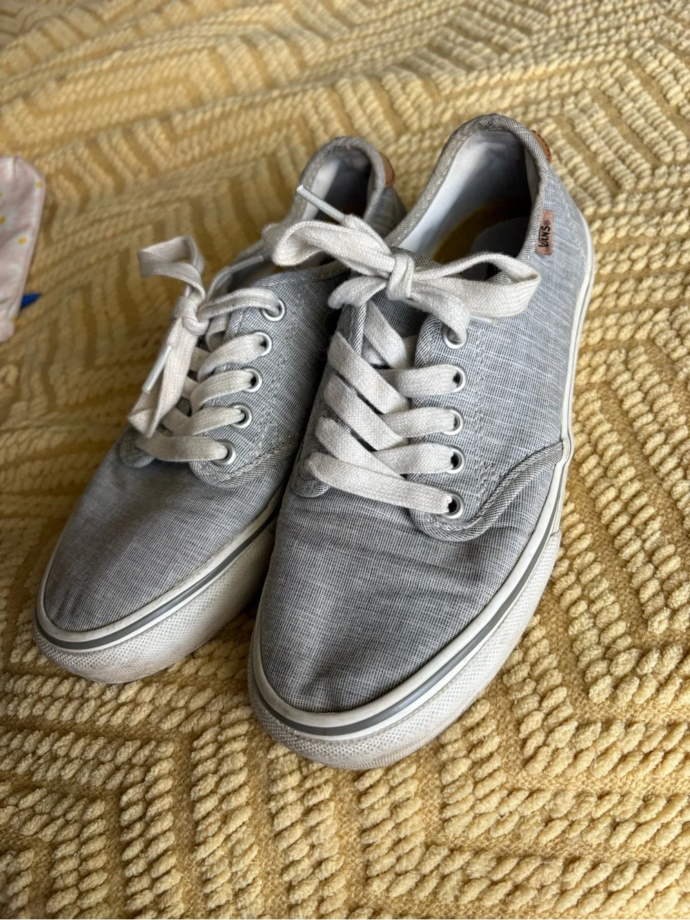 Vans Women’s Gray Canvas Low-Top Sneakers